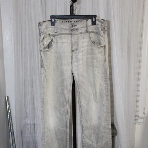 Guess Marshal Gray Wash Straight Leg Premium Denim.  Sz. 34 - Picture 1 of 10